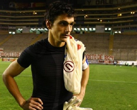 Daniel Ferreyra podría llegar a Universitario para el 2012