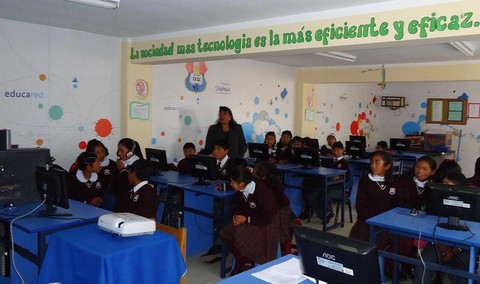 Directores de colegios públicos de Puno ya hacen uso del  presupuesto para mantenimiento escolar