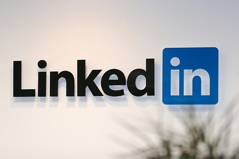 LinkedIn anunciará en equipos móviles