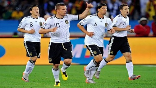 Alemania venció 3-2 a Brasil en partido vibrante