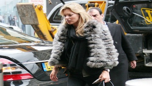 Kate Moss: Sus vecinos se quejan de ella