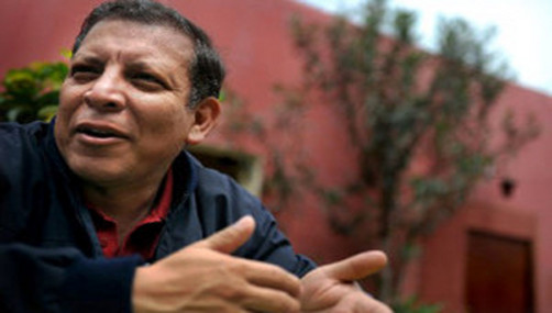 Marco Arana: 'Necesitamos un cambio en el país' Marco Arana: 'Necesitamos un cambio en el país'