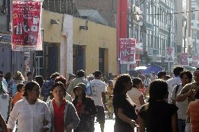 Brillo solar sorprendió hoy Lima