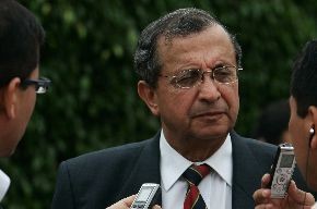 Ministro Mora: 'A promoción de Humala ya le tocaba ascender'