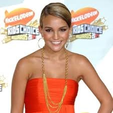 Hermana de Britney Spears se lanza como cantante
