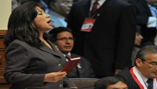 Martha Chávez: 'Ojalá que renuncia de Lerner no sea señal que ganaron los marxistas'