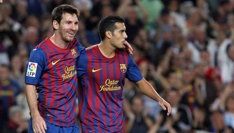 Barcelona venció por 2-0 al Racing de Santander por la liga española