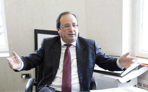 François Hollande ratificó su deseo de renegociar pacto fiscal de la UE