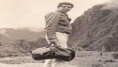 El profesor Jirafales divulga foto suya en Machu Picchu