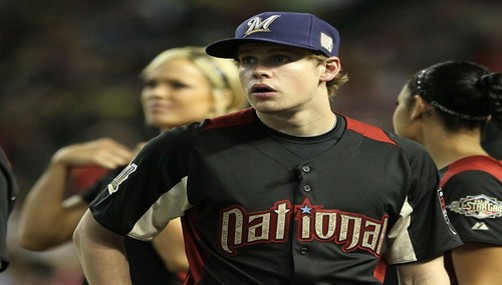 Chord Overstreet participó del Legends & Celebrity Softball