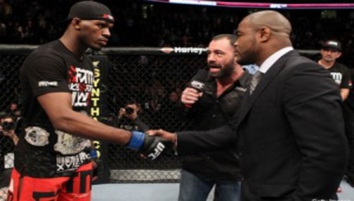 Jon Jones: 'Rashad Evans es una cobra envidiosa'