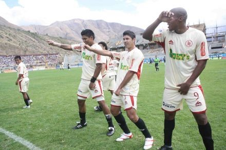 León de Huánuco venció 3-2 a CNI