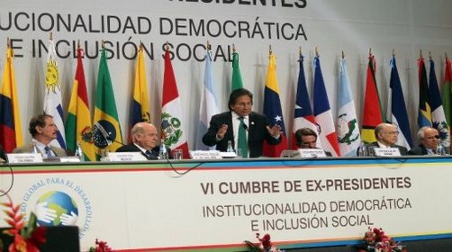 Ex presidentes firman Declaración de Lima
