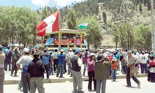 Andahuaylas: Enfrentamientos entre manifestantes y la policía deja 38 heridos