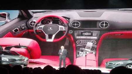 Facebook volará en los Mercedes Benz