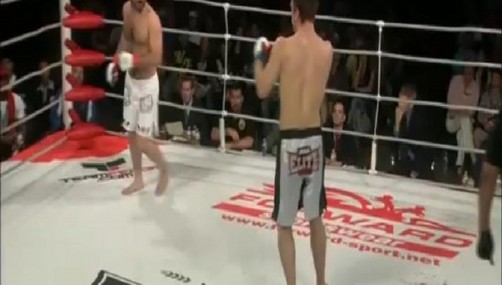 Video: sorprendente knockout arrasa en YouTube