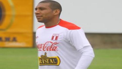 Carmona se siente culpable por derrota de Perú ante Chile