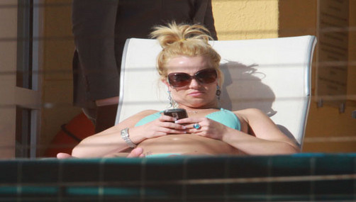 Britney Spears tiene prohibido usar su celular