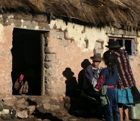 Línea de ayuda en quechua para casos de violación fue lanzada