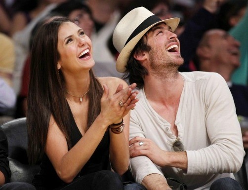 Ian Somerhalder y Nina Dobrev en el lanzamiento The CW