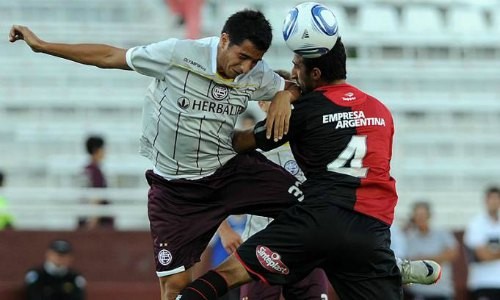 Argentina: Newell's empató 2-2 ante Lanús