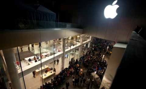 Apple genera caos en China tras la cancelación de la venta del iPhone 4S