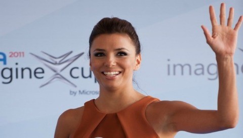 Eva Longoria bromea sobre el futuro de sus relaciones