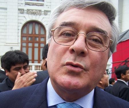 Javier Bedoya dice sentirse satisfecho con observaciones de Humala a 'ley mordaza'