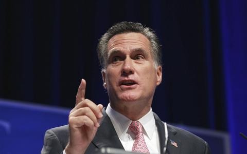 Romney se impuso a Paul por solo 200 votos
