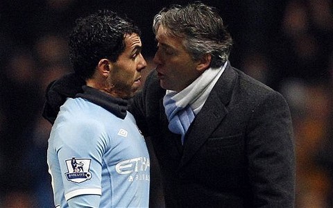 Carlos Tévez señala que casi se va a los golpes con Mancini