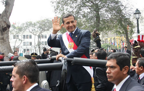 Promesas cumplidas elevarían popularidad de Humala, estiman