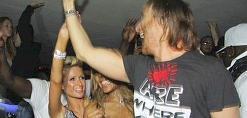 Paris Hilton y David Guetta arman la fiesta en Ibiza