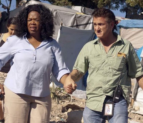 Oprah Winfrey acompaña a Sean Penn a Haití