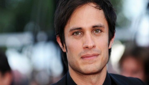 Gael García Bernal podría ser el amante de Angelina Jolie