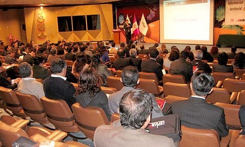 MED se reunió con presidentes regionales para fortalecer proceso de descentralización