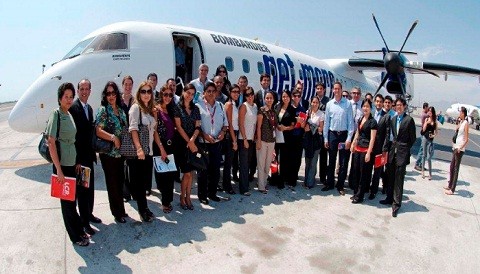 LCPerú recibe la visita del Q400 de la empresa Bombardier