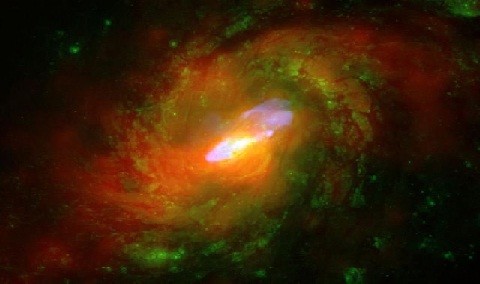 La NASA capta la evolución de una galaxia