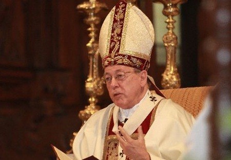 Cardenal Juan Luis Cipriani presidirá Misa Crismal hoy por Jueves Santo