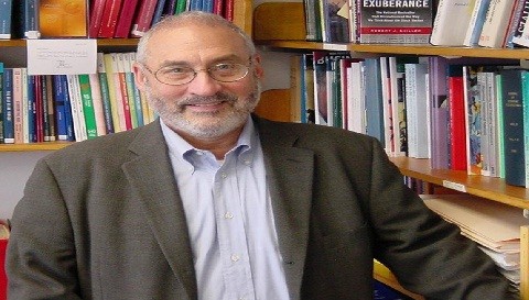 Joseph Stiglitz: 'La agenda de la globalización ha estado estrechamente ligada a los fundamentalistas del mercado'