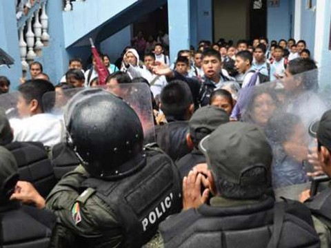 INSÓLITO: Colegio boliviano niega inscripción de mujeres