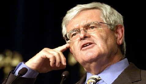 Newt Gingrich aún no piensa en retirarse