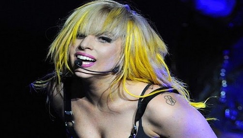 Lady Gaga escribe canción para Cher