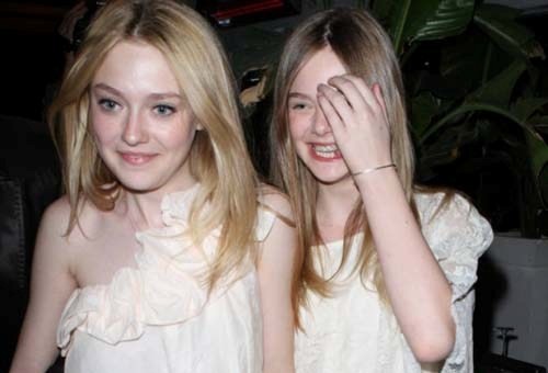 Dakota y Elle Fanning juntas en la Semana de la Moda en NY