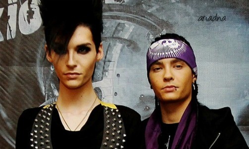 Bill y Tom Kaulitz paseándose por Hollywood