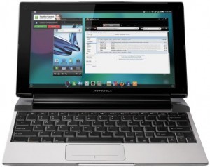 Motorola se renueva con su Lapdock 100