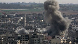 Un muerto y varios heridos tras ataque israelí a la Franja de Gaza