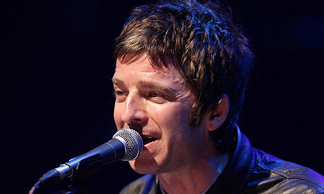 Noel Gallagher: 'Soy bastante bueno en la cama'
