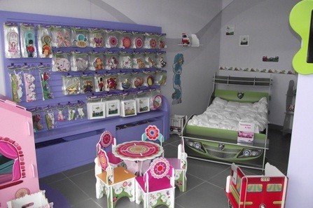 Abren primera tienda de productos para decorado cuartos de niños en Pirua