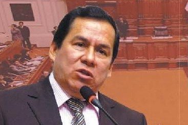 Ex congresista José Vega: 'El gobierno de Humala todavía genera mucha expectativa
