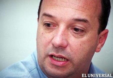 Carta de Iván Simonovis: En Venezuela todos somos víctimas Carta de Iván Simonovis: En Venezuela todos somos víctimas